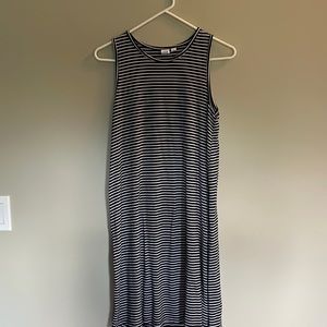 GAP Navy and White striped summer dress - so soft and easy to wear